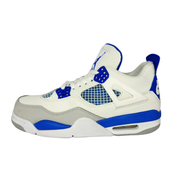 Retro 4 University - Image 2